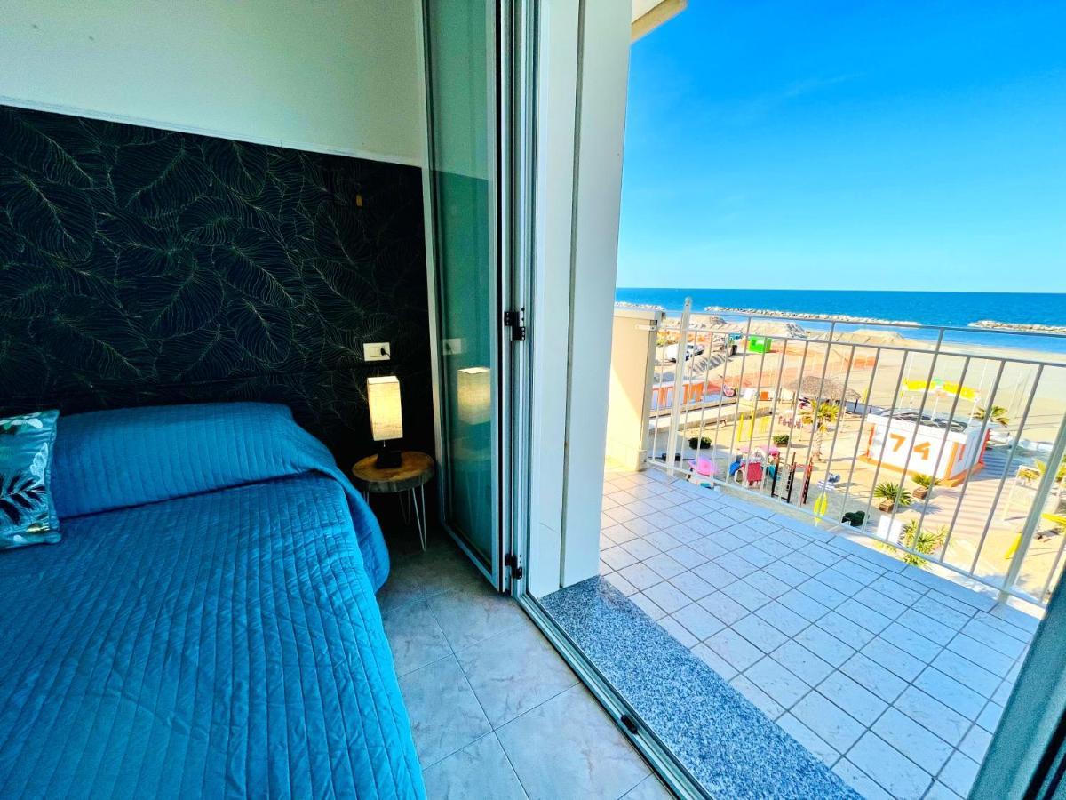 Residence Frontemare Rimini Exterior photo
