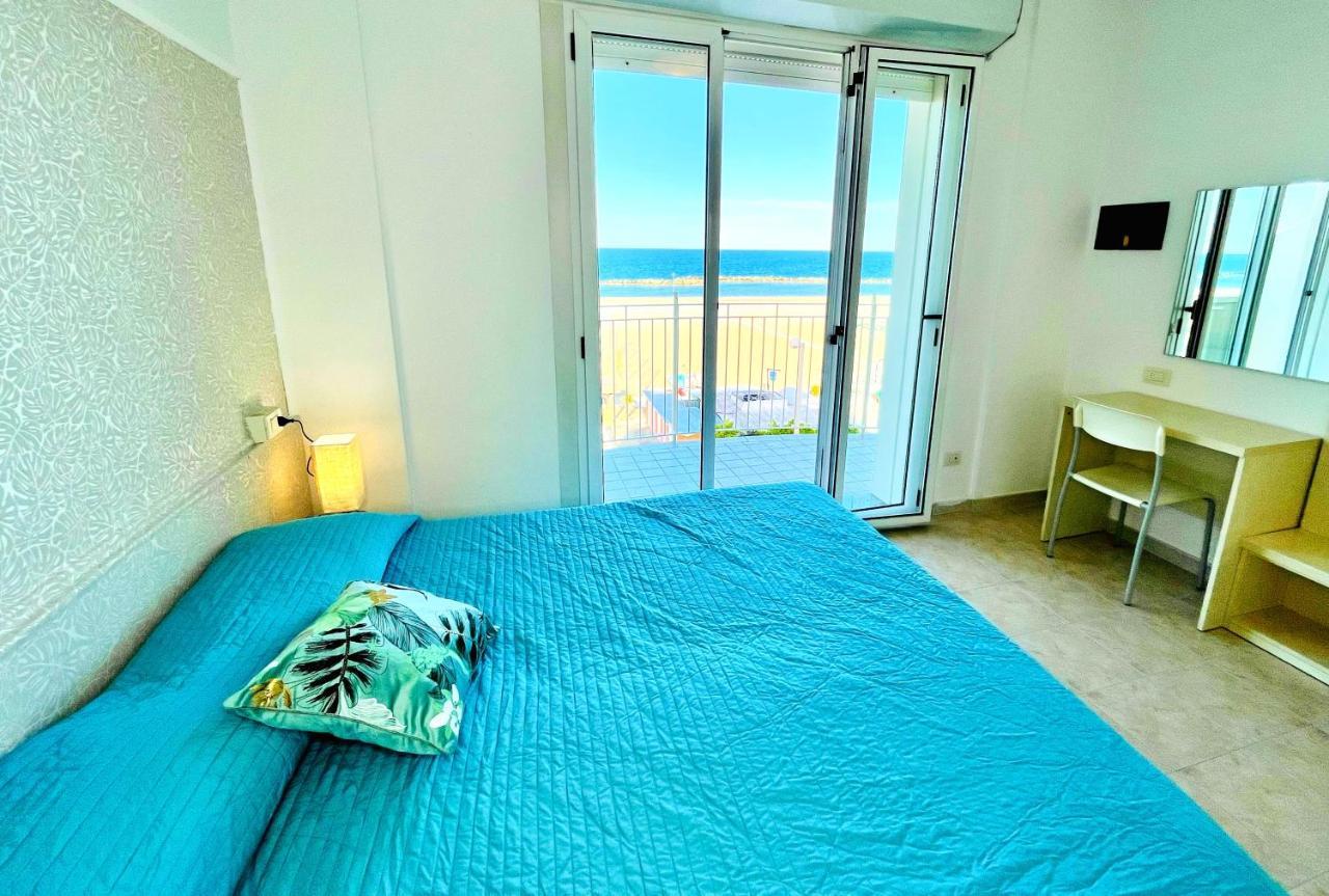 Residence Frontemare Rimini Exterior photo